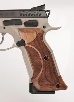 Brünner CZ Shadow 2 verlängerte Ausführung mit Auflage für kleinen Finger mit Rhomlas (PPC/1500/DSB)