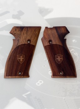 SIG-Sauer P220 (Magazinhebel unten) Rhomlas, mit Schweizer Wappen, inkl. Bef.-Schrauben